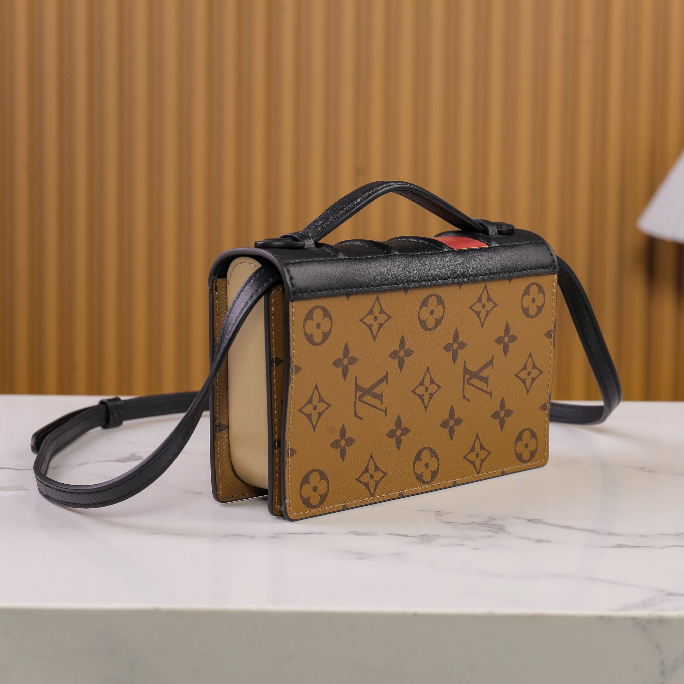 20240627/LouisVuitton_M81830